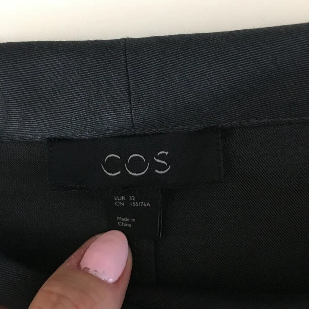 COS folded collar
